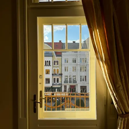 Warm & Peaceful Downtown تيميشورا