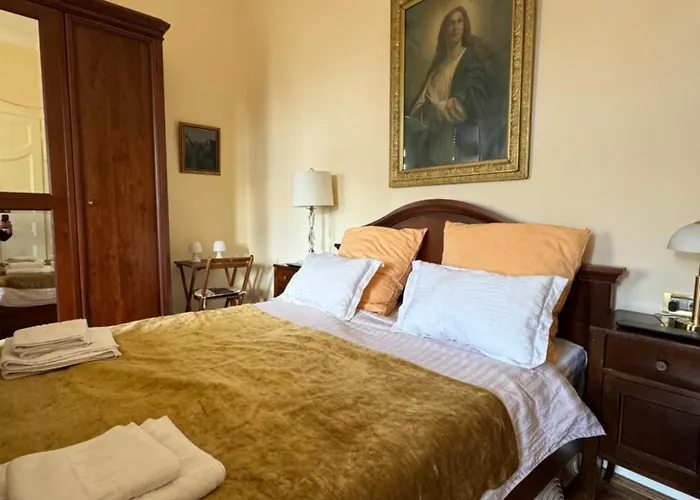 Warm & Peaceful Downtown Lägenhet Timişoara