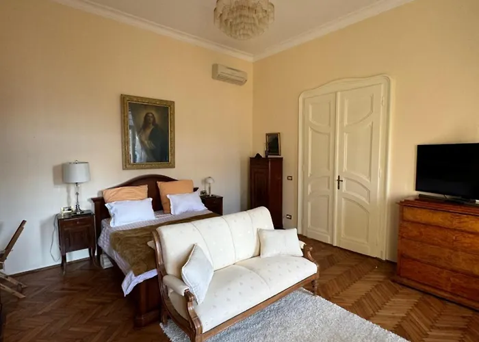 Warm & Peaceful Downtown Appartement *